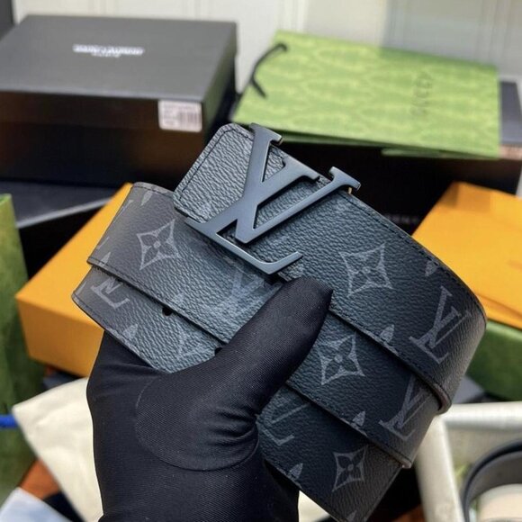 Louis Vuitton Monogram Eclipse LV Initiales Belt - Picture 1 of 3
